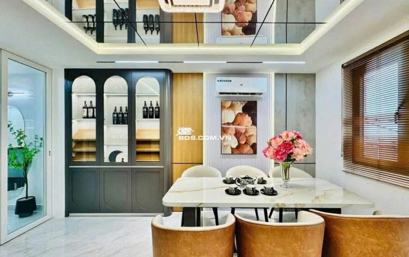 NHÀ HẺM 5M Ô TÔ VÀO NHÀ - TẶNG FULL NỘI THẤT  - 44M2 - 8.25 TỶ